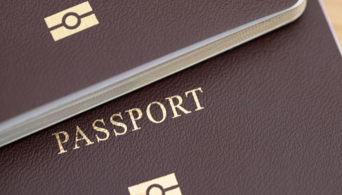Cobrar cheque con pasaporte